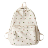Mochila floral con estética cottagecore